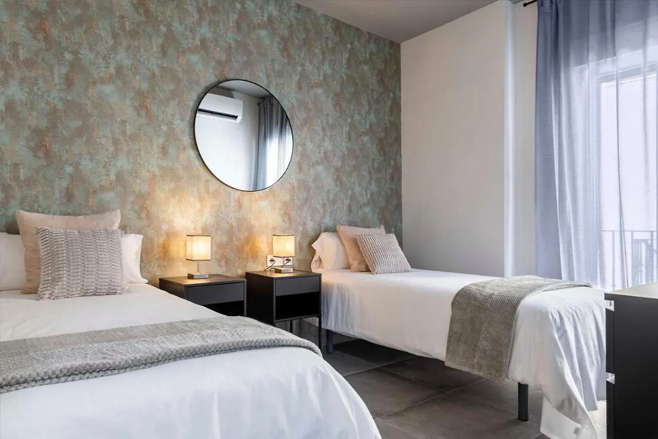 סביליה Rivero Suite Apartments 0*,